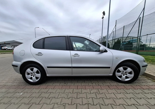 Seat Leon cena 8300 przebieg: 289000, rok produkcji 2004 z Strzelin małe 106